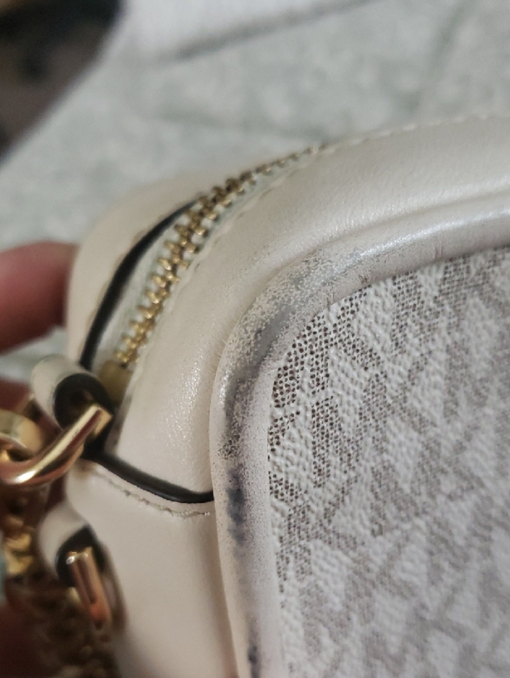 Michael Kors Crossbody - Picture 12 of 16